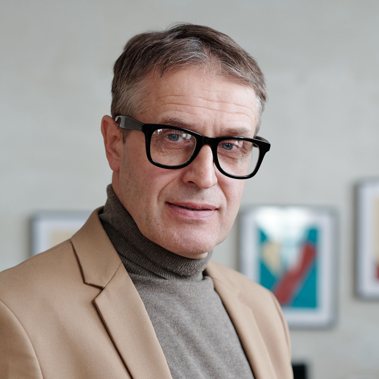 portrait of mature businessman in office VT69NNQ